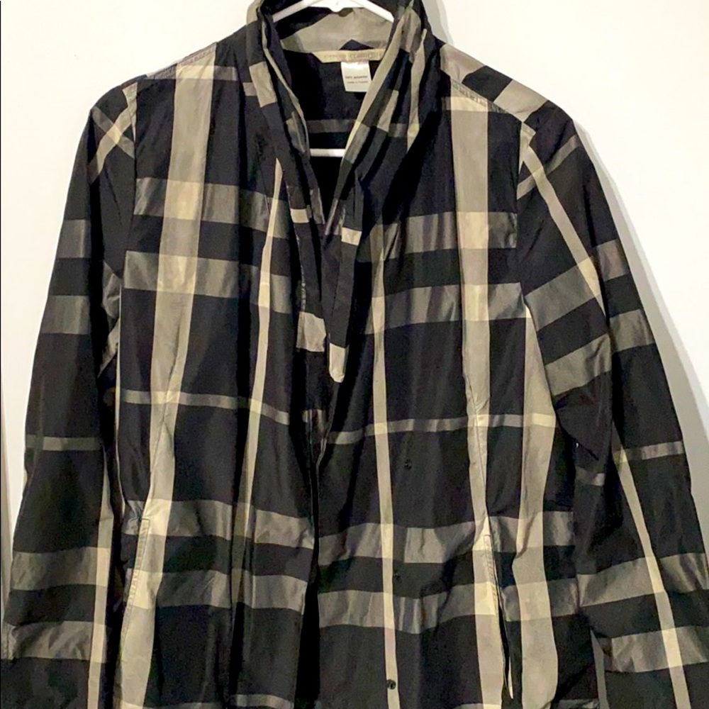 Elemente. Rain jacket